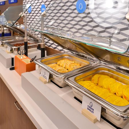 迈尔斯堡海滩-萨尼贝尔盖特威智选假日套房酒店 外观 照片
